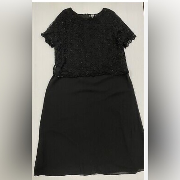 Dresses & Skirts - Designer Studio 1940 Short Sleeve Black Lace & Beaded Lined Size 18W.